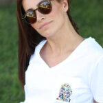 Marilyn Moore V Yaka T-Shirt