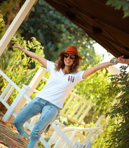 Womans V Yaka T Shirt 4
